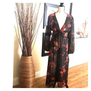 Sheer Floral buttoned waist maxi duster size L